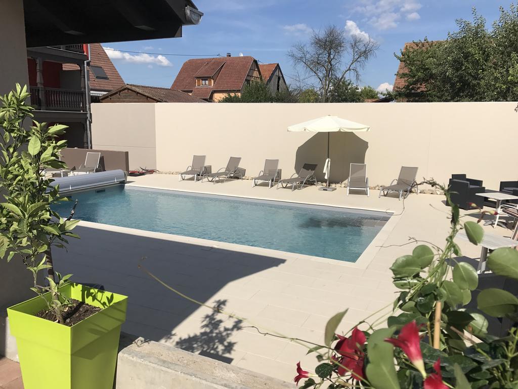 Au Soleil, Hotel Restaurant & Spa Valff エクステリア 写真