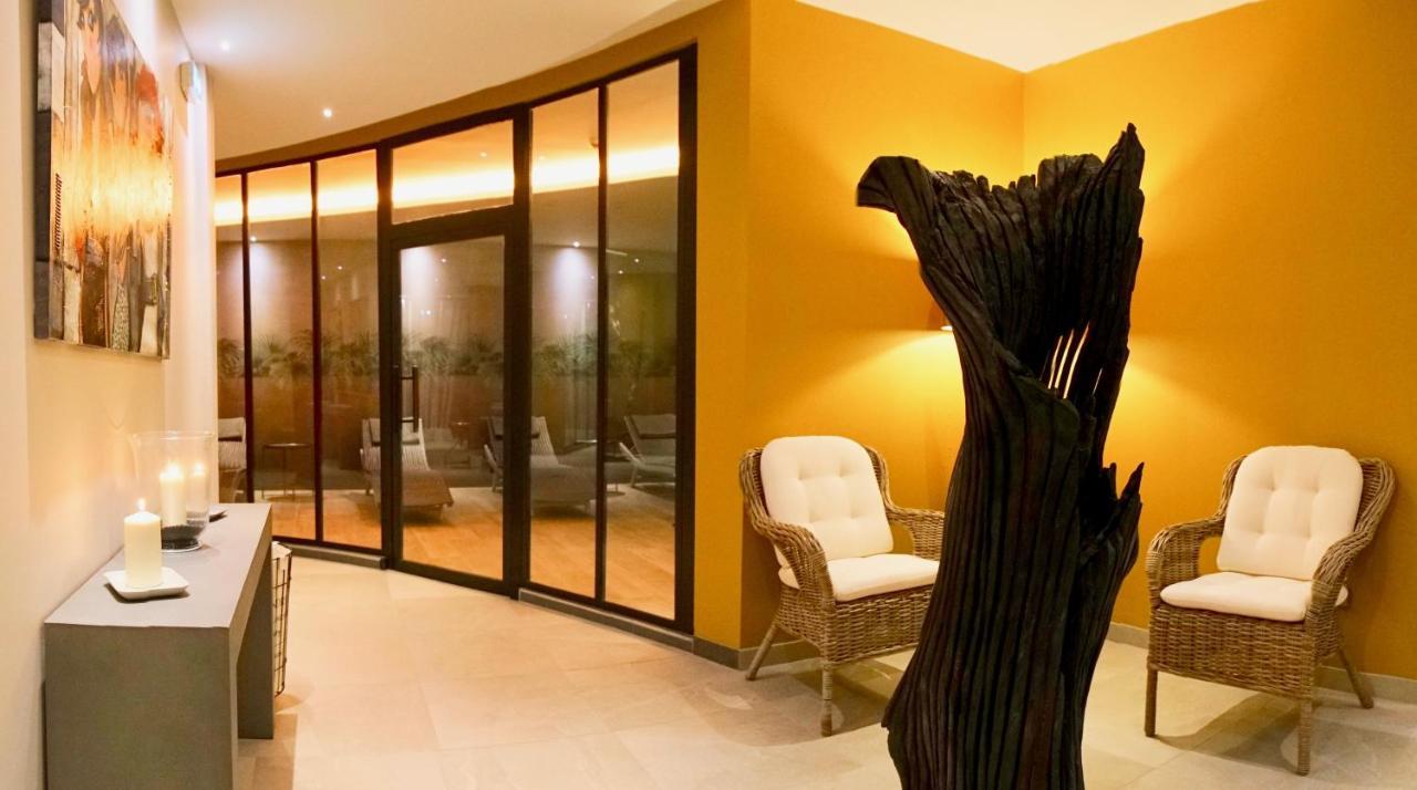 Au Soleil, Hotel Restaurant & Spa Valff エクステリア 写真