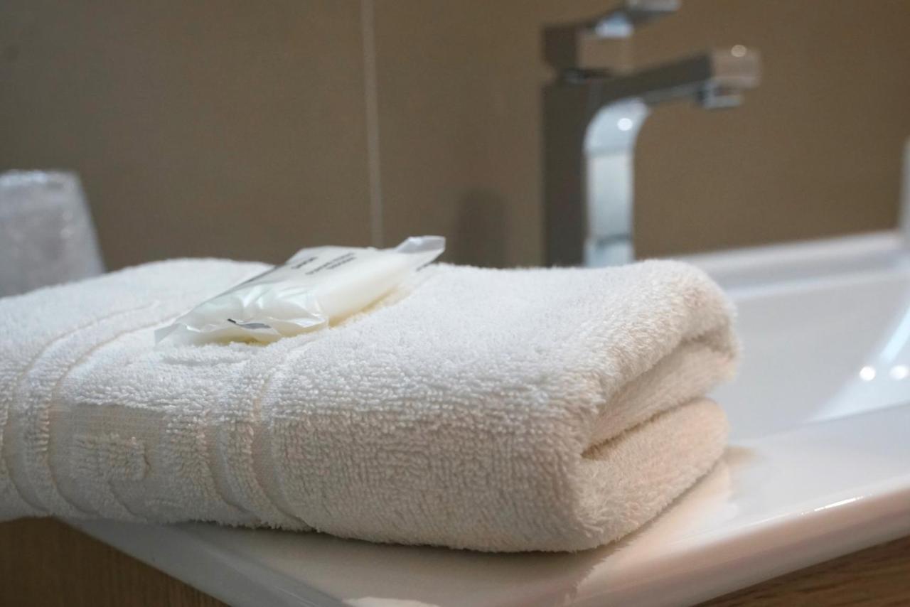 Au Soleil, Hotel Restaurant & Spa Valff エクステリア 写真